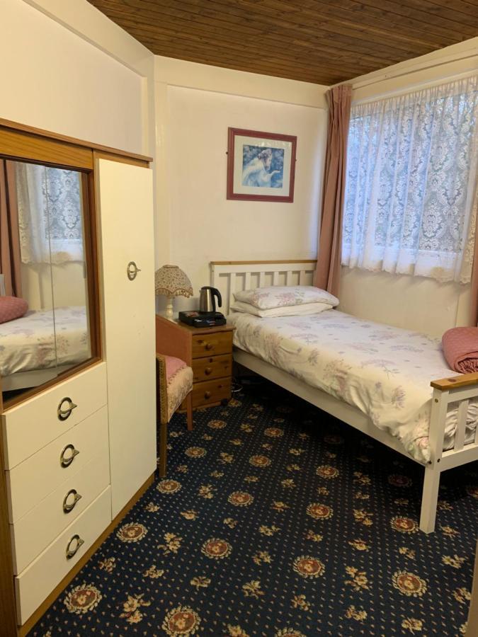 Hafan Y Coed - Haven Of Trees Bed & Breakfast Abercraf Ngoại thất bức ảnh
